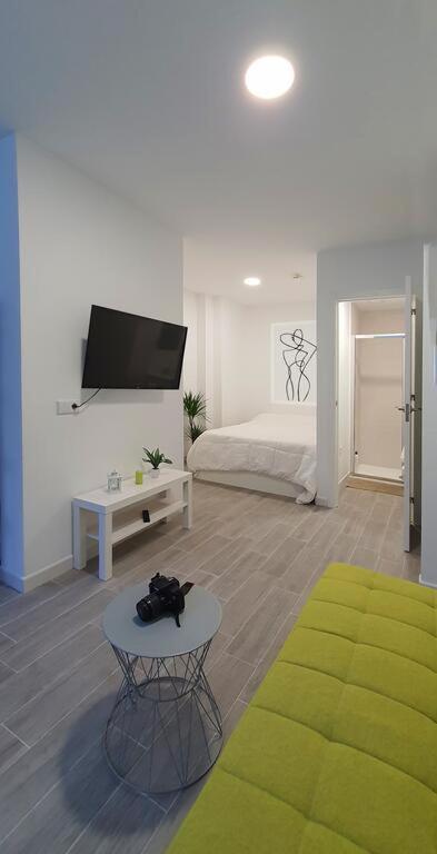 Apartamento De 2020 A Estrenar En Pleno Centro1B Algésiras Extérieur photo